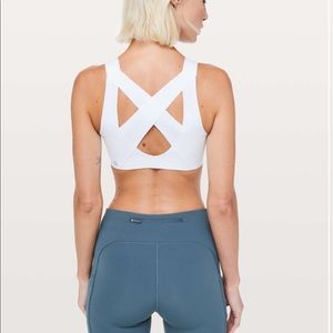 Lululemon Enlite *Zipfront high support sports bra